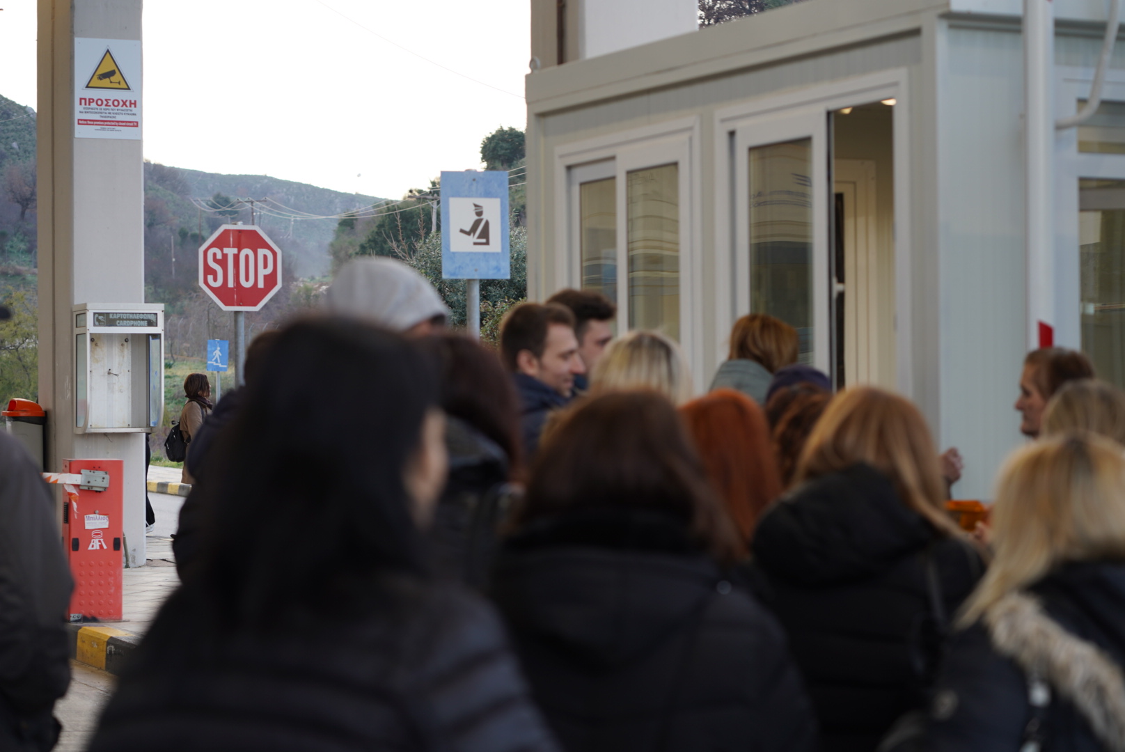 Ambiance urbaine, pinde — vasilitsa et samarina, lors d’une itinérance à ski en Grèce.